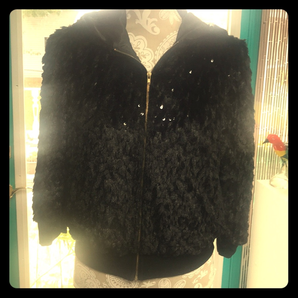 Black fuzzy sequence hoodie jacket